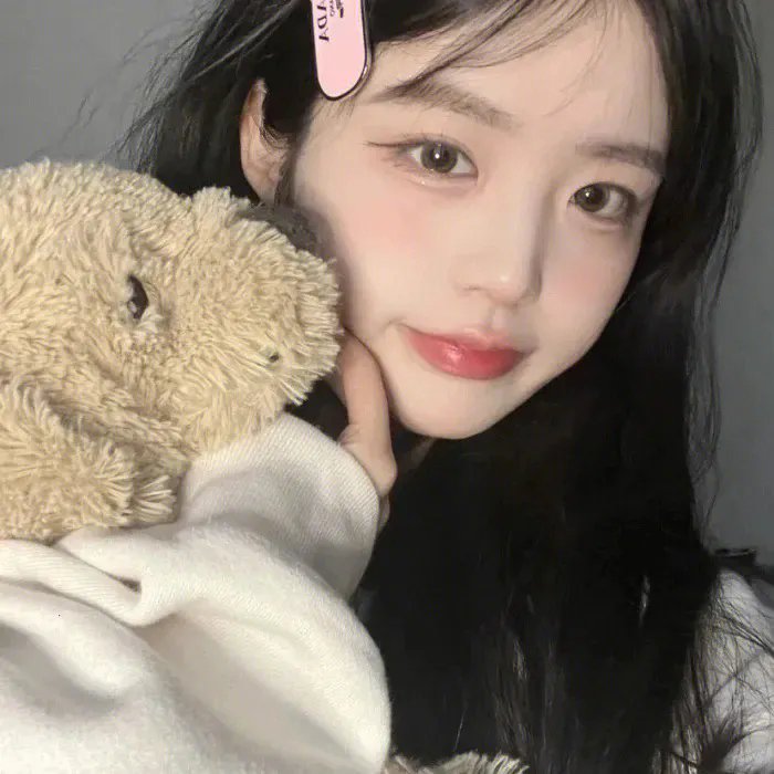赤脚的基奉儿